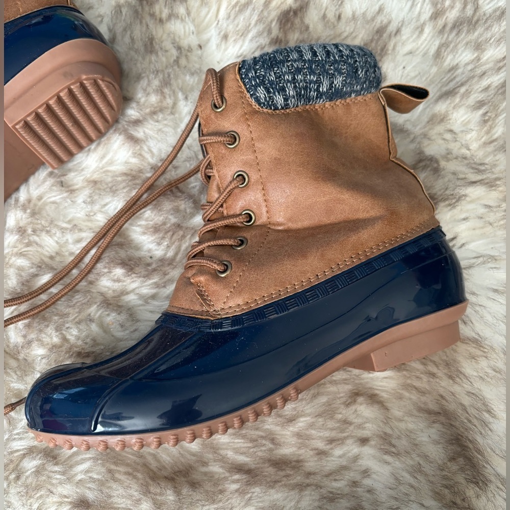 Just Fab Brown Cozy Winter Booties